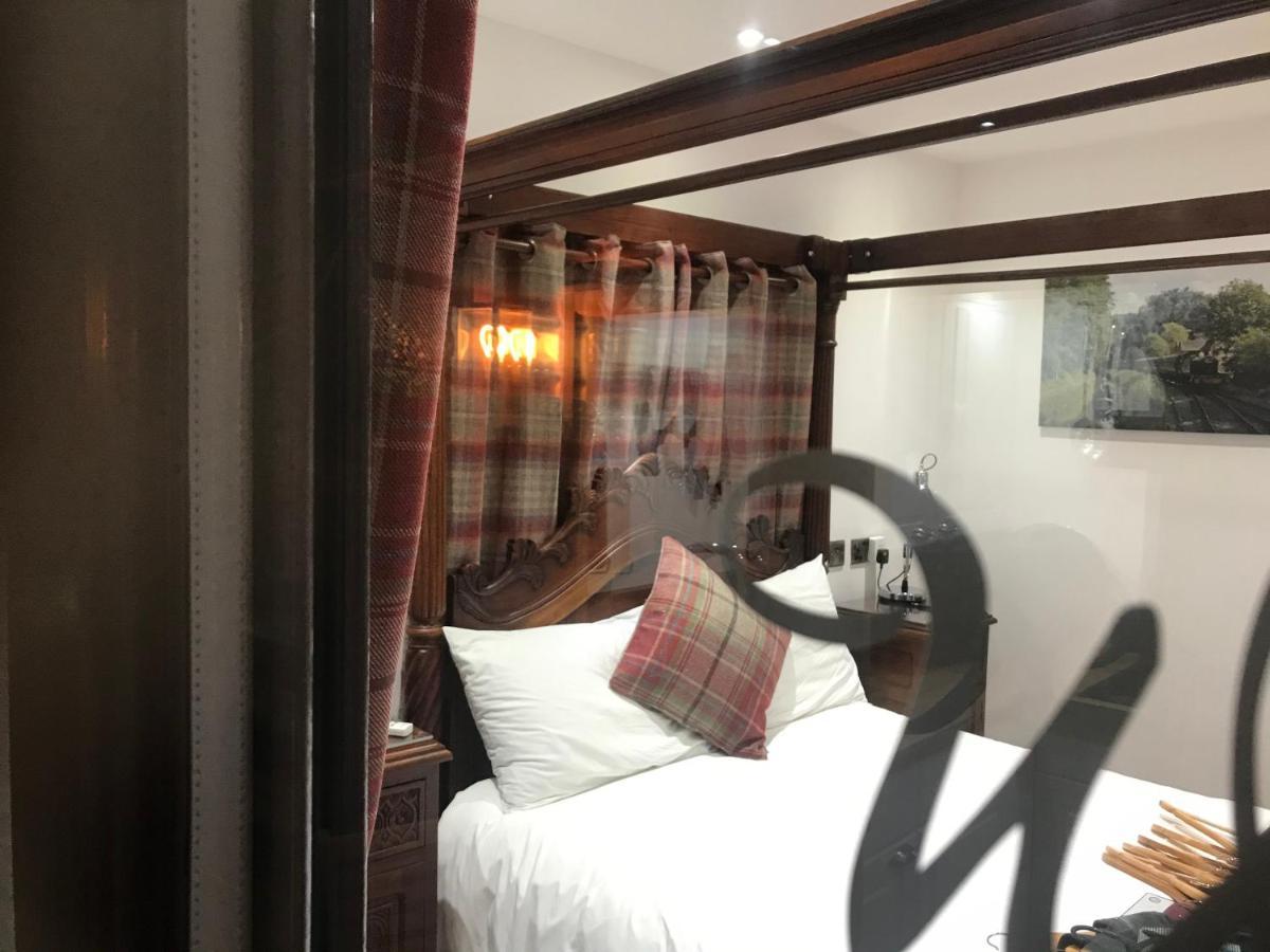 فندق Cheddletonفي  Hot Tub Hide Away Near Alton Towers Staffordshire المظهر الخارجي الصورة