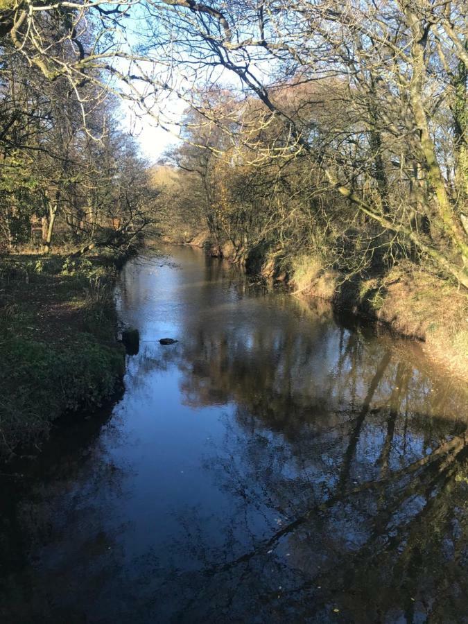 فندق Cheddletonفي  Hot Tub Hide Away Near Alton Towers Staffordshire المظهر الخارجي الصورة